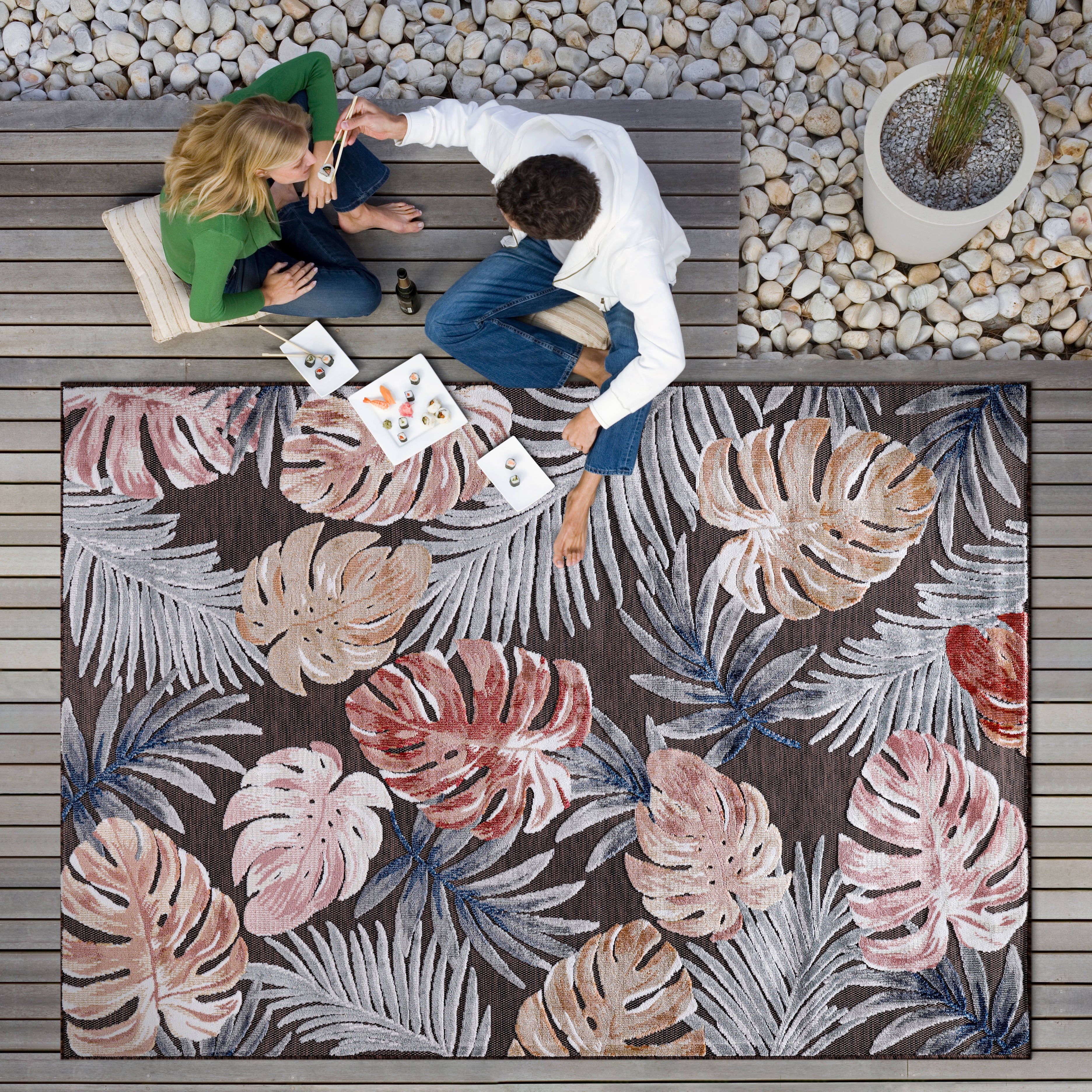 Leaf Outdoor Rug Brown