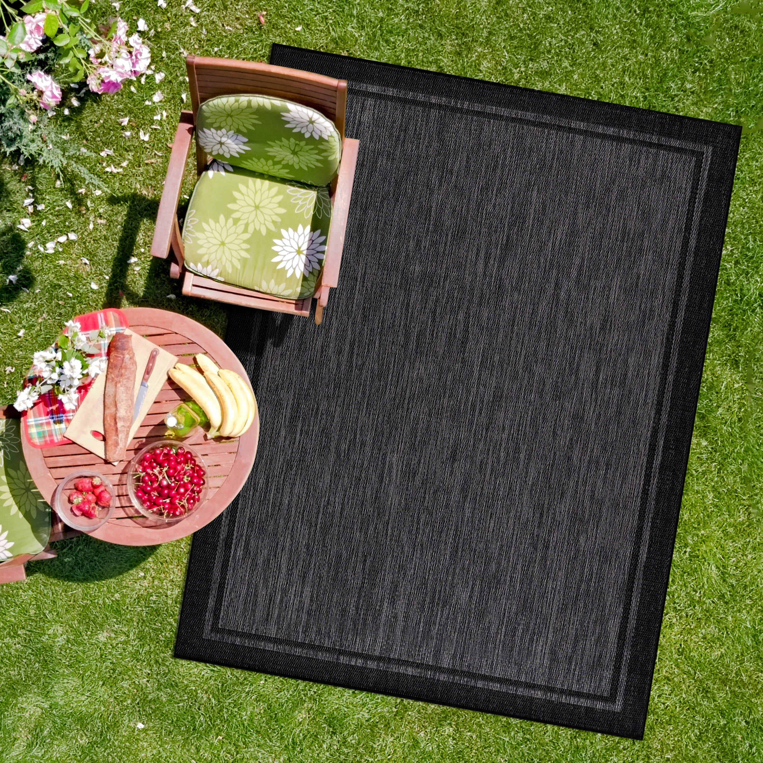 Summer Bordered Outdoor Rug Black