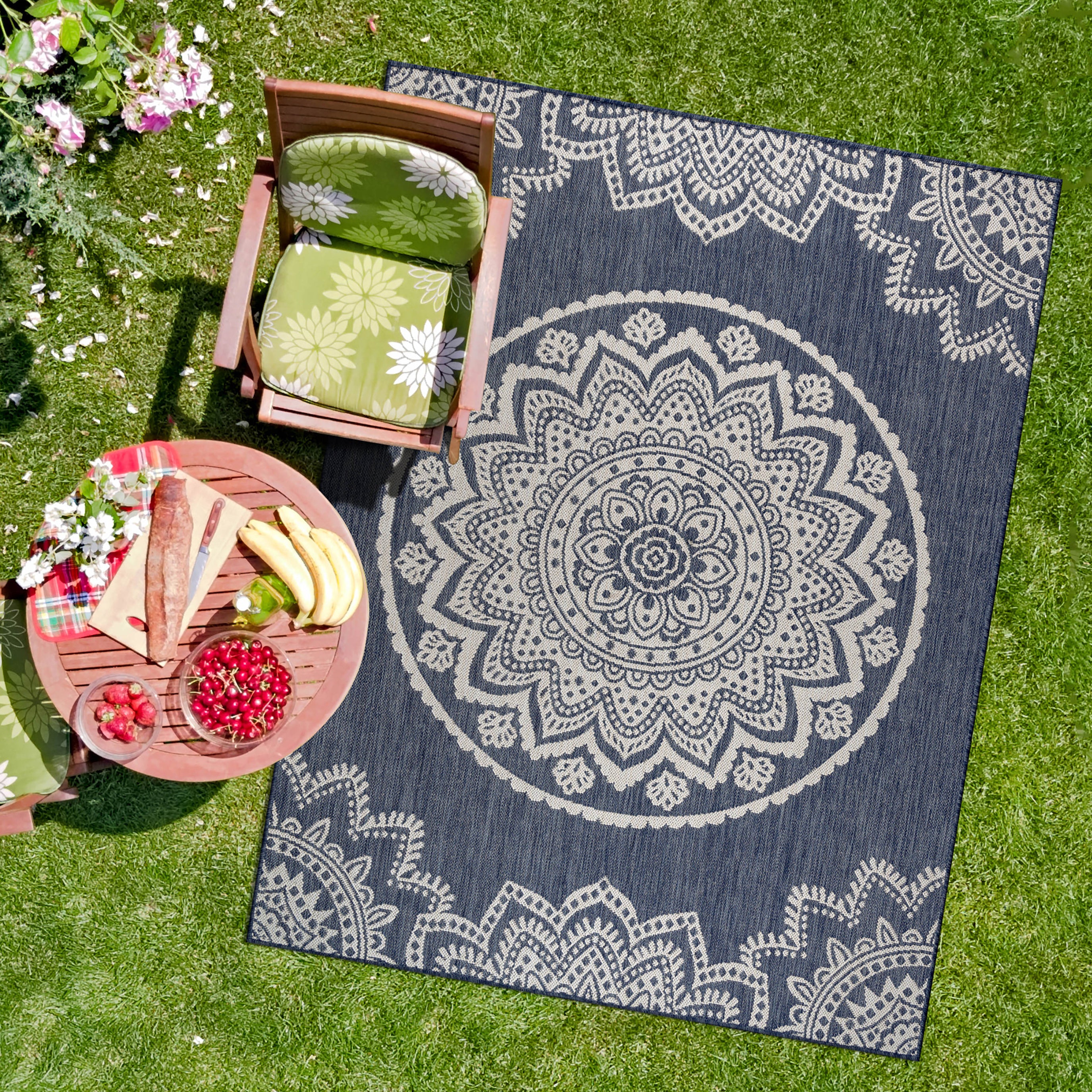 Medallion Outdoor Rugs Blue